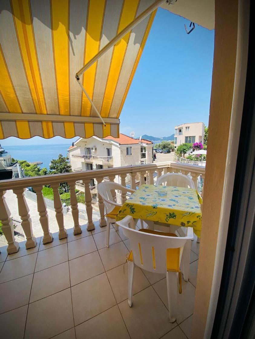 Apartments Dunja Sveti Stefan Exterior foto