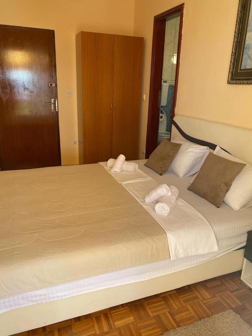 Apartments Dunja Sveti Stefan Exterior foto